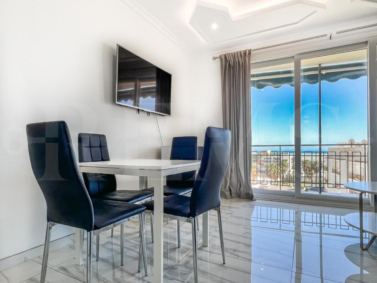 Sea-View Retreat 7 Minutes To The Beach Rems *
