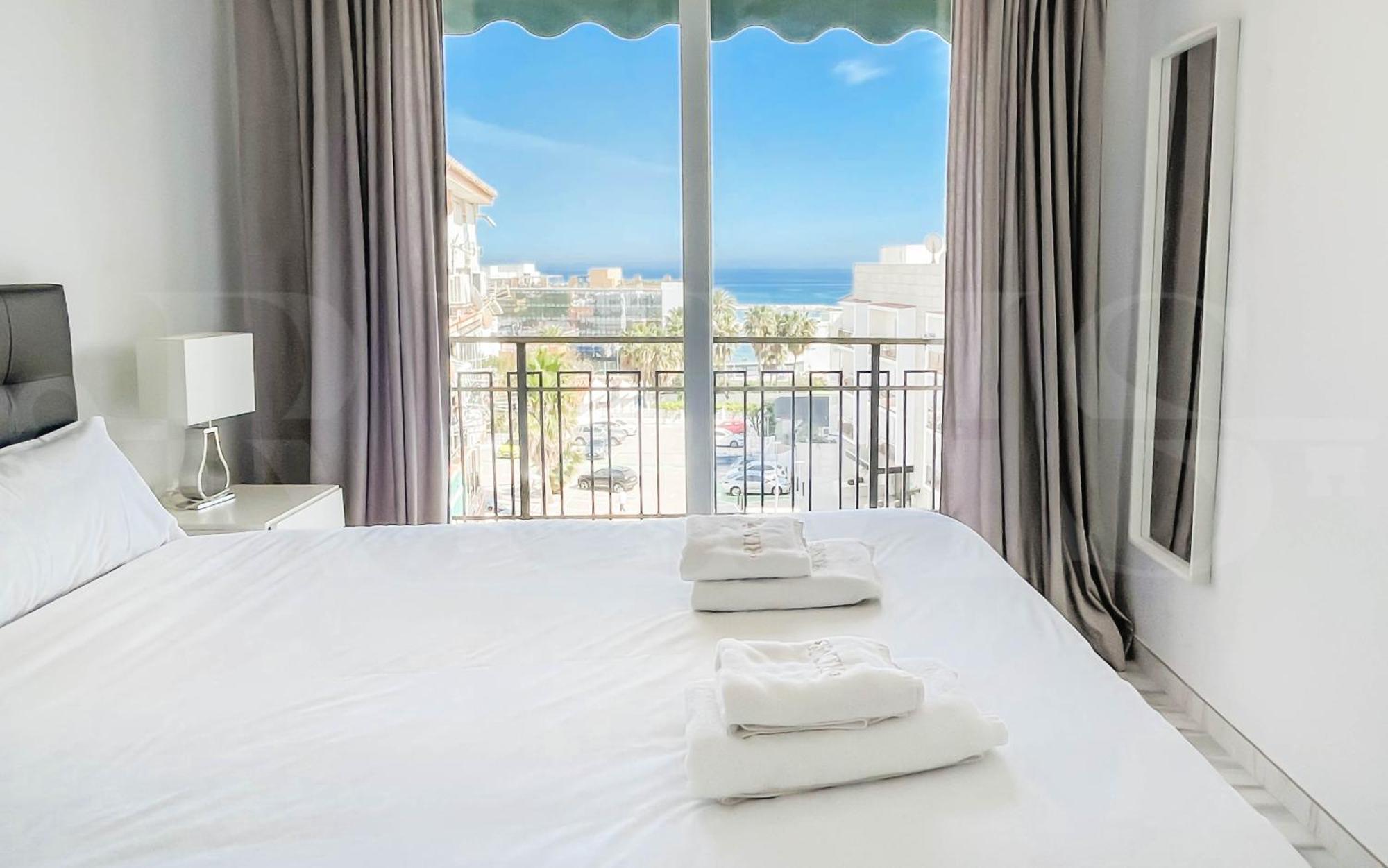 Sea-View Retreat 7 Minutes To The Beach Rems